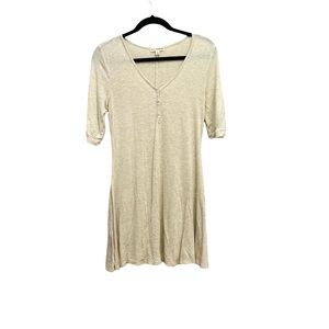 3 For $15‼️ Zenana Outfitters Flutter Style V-Neck Tan Half Sleeve Dress Size S